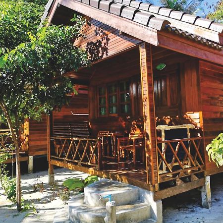 Chareena Beachside Ко Липе Экстерьер фото